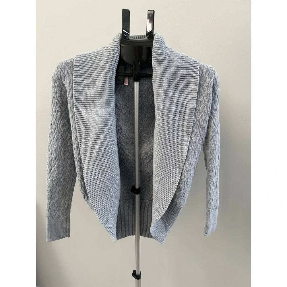 Victoria's Secret Light Gray Cable Knit Shawl Collar Cardigan Sweater Size Small